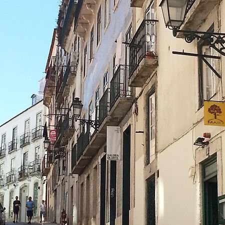 Cozy 1St Floor Flat Central Chiado District With Balconies And Ac 19Th Century Building Lisboa Ngoại thất bức ảnh