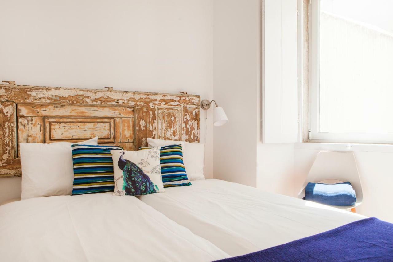 Cozy 1St Floor Flat Central Chiado District With Balconies And Ac 19Th Century Building Lisboa Ngoại thất bức ảnh