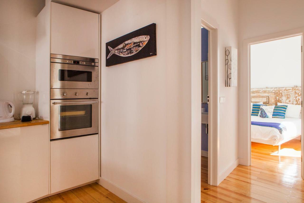 Cozy 1St Floor Flat Central Chiado District With Balconies And Ac 19Th Century Building Lisboa Ngoại thất bức ảnh